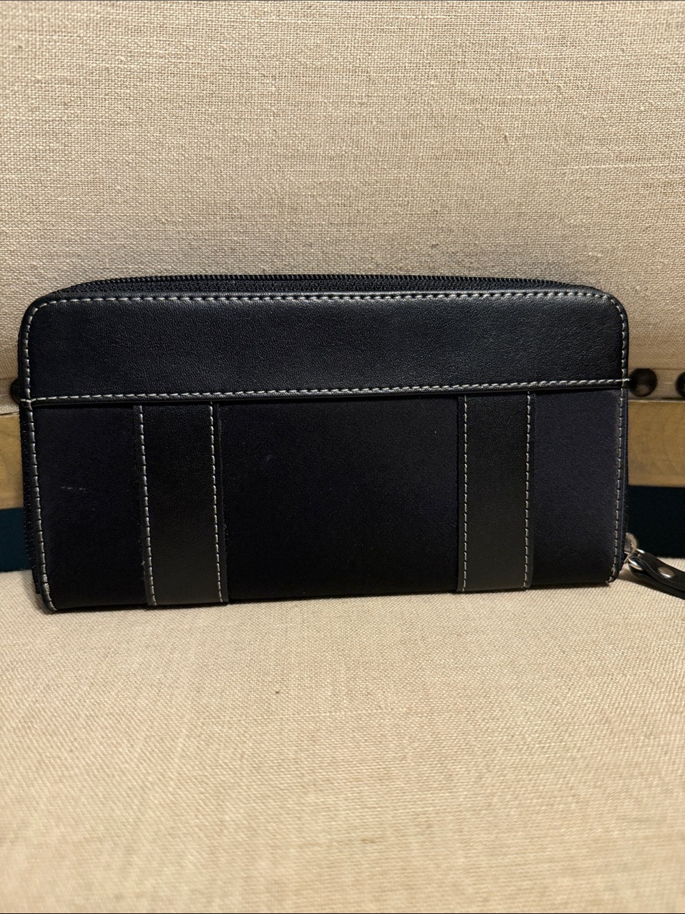 Ann Taylor LOFT Black Zip-Around Wallet